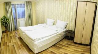 Отель Hotel Nikol Долна-Баня Двухместный номер «Комфорт» с 1 кроватью и ванной-3